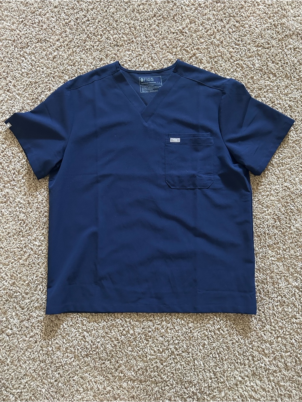 Navy Leon™ - Three-Pocket Scrub Top
